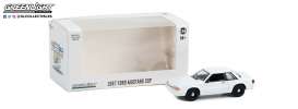 Ford  - Mustang white - 1:64 - GreenLight - 43008 - gl43008 | Toms Modelautos