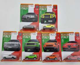 Assortment/ Mix  - Best of Italy series #1 2022 various - 1:64 - Matchbox - HFF65 - MBHFF65-979A | Toms Modelautos