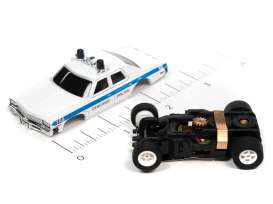 Dodge  - Monaco 1974 white - 1:64 - Auto World - SC372 - awSC372D | Toms Modelautos