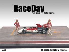 Figures  - Race Day set #6 2022  - 1:43 - American Diorama - 38364 - AD38364 | Toms Modelautos