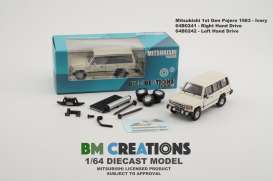 Mitsubishi  - 1st Gen. Pajero 2015 white - 1:64 - BM Creations - 64B0242 - BM64B0241rhd | Toms Modelautos