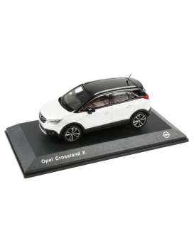 Opel  - Crossland X 2017 white/black - 1:43 - Opel - OC11017 | Toms Modelautos