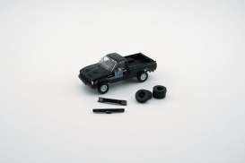 Toyota  - Hilux black - 1:64 - BM Creations - 64B0227 - BM64B0227rhd | Toms Modelautos