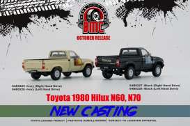 Toyota  - Hilux black - 1:64 - BM Creations - 64B0227 - BM64B0227rhd | Toms Modelautos