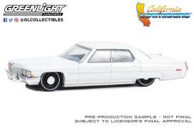 Cadillac  - Sedan white - 1:64 - GreenLight - 63040D - gl63040D | Toms Modelautos