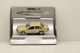 Opel - Senator A 1978 gold metallic - 1:43 - Opel - OC93199158 | Toms Modelautos Opel - Senator A 1978 gold metallic - 1:43 - Opel - OC93199158 | Toms Modelautos