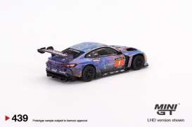 BMW  - M4 2022 blue - 1:64 - Mini GT - 00439-L - MGT00439LHD | Toms Modelautos