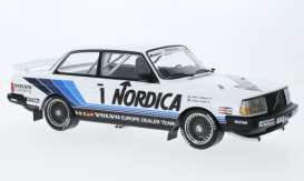 Volvo  - 240 Turbo 1986  - 1:18 - IXO Models - rmc087 - ixrmc087 | Toms Modelautos