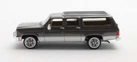 Chevrolet  - Suburban 1981 grey/silver - 1:43 - Matrix - 20302-413 - MX20302-413 | Toms Modelautos