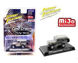 Toyota  - Land Cruiser chrome - 1:64 - Johnny Lightning - cp7367 - jlcp7367 | Toms Modelautos