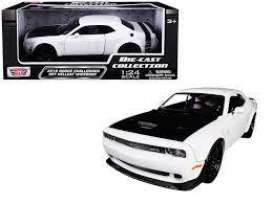 Dodge  - Challenger SRT 2018 white - 1:24 - Motor Max - 79350 - mmax79350w | Toms Modelautos