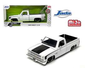 Chevrolet  - C-10 pick-up 1985 white - 1:24 - Jada Toys - 34317 - jada34317 | Toms Modelautos