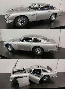 Aston Martin  - DB5 *Goldfinger* silver - 1:8 - Magazine Models - 8DB5 - mag8DB5 | Toms Modelautos