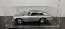 Aston Martin  - DB5 *Goldfinger* silver - 1:8 - Magazine Models - 8DB5 - mag8DB5 | Toms Modelautos