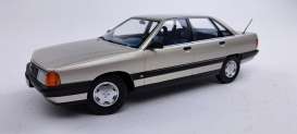 Audi  - 100 C3 1989 silver metallic - 1:18 - Triple9 Collection - 1800352 - T9-1800352 | Toms Modelautos