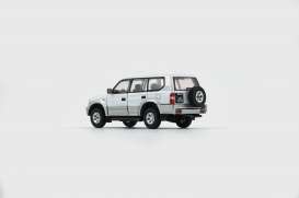 Toyota  - Land Cruiser Prado white - 1:64 - BM Creations - 64B0355 - BM64B0355lhd | Toms Modelautos