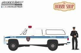 GMC  - Suburban 2500 1985  - 1:64 - GreenLight - 97160D - gl97160D | Toms Modelautos