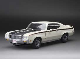 Buick  - GSX 1970 white - 1:18 - SunStar - 5701 - sun5701 | Toms Modelautos