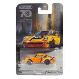 Porsche  - 911 1980 orange - 1:64 - Matchbox - HMV13 - MBHMV13 | Toms Modelautos