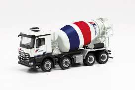 Mercedes Benz  - Arocs white/red/blue - 1:87 - Herpa - H316170 - herpa316170 | Toms Modelautos