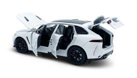 Jaguar  - F-Pace white - 1:32 - Tayumo - 32110019 - tay32110019 | Toms Modelautos