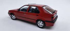 Renault  - 19 1994 red metallic - 1:18 - Triple9 Collection - 1800452 - T9-1800452 | Toms Modelautos