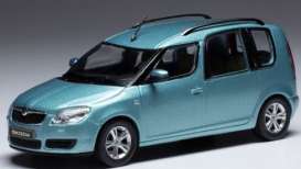 Skoda  - Roomster 2007 light blue metallic - 1:43 - IXO Models - CLC472 - ixCLC472 | Toms Modelautos