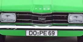 Ford  - Taunus 1971 green/black - 1:18 - KK - Scale - KKDC180971 - kkdc180971 | Toms Modelautos