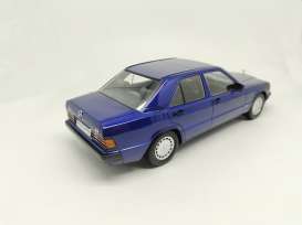 Mercedes Benz  - 190E 1.8 Avantgarde W201 1993 blue - 1:18 - Triple9 Collection - 1800312 - T9-1800312 | Toms Modelautos