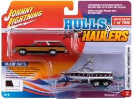 Chevrolet  - Caprice 1973 red/white - 1:64 - Johnny Lightning - BT019 - JLBT019Caprice73 | Toms Modelautos