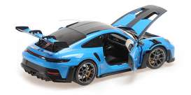 Porsche  - 911 2024 blue - 1:18 - Minichamps - 110062022 - mc110062022 | Toms Modelautos