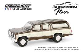 GMC  - Suburban 1986  - 1:64 - GreenLight - 68060E - gl68060E | Toms Modelautos