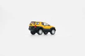 Isuzu  - Vehicross yellow - 1:64 - BM Creations - 64B0326 - BM64B0326Rhd | Toms Modelautos