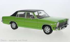 Opel  - Diplomat B 1972 green/black - 1:18 - MCG - 18337 - MCG18337 | Toms Modelautos