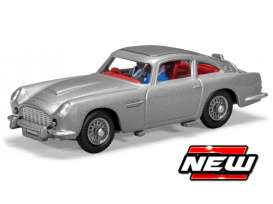 Aston Martin  - DB5 silver - 1:43 - Corgi - RT26101S - corgiRT26101S | Toms Modelautos