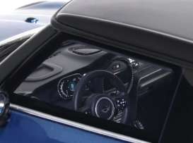 Mini Cooper - S 2021 blue/white - 1:18 - OttOmobile Miniatures - OT982 - otto982 | Toms Modelautos