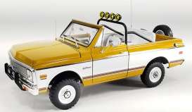 Chevrolet  - K5 Blazer 1971 mustard/white - 1:18 - Acme Diecast - 1807713 - acme1807713 | Toms Modelautos