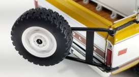 Chevrolet  - K5 Blazer 1971 mustard/white - 1:18 - Acme Diecast - 1807713 - acme1807713 | Toms Modelautos