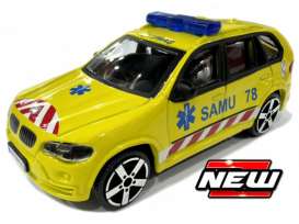 BMW  - X5 yellow/red/blue - 1:43 - Bburago - 30297 - bura30297 | Toms Modelautos