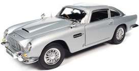 Aston Martin  - DB5 Coupe 1958 silver - 1:18 - Auto World - SS131 - AWSS131 | Toms Modelautos