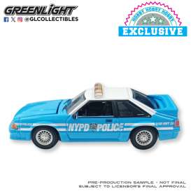 Ford  - Mustang 1987 blue/white - 1:64 - GreenLight - 30527 - gl30527 | Toms Modelautos