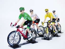 Figures Bicycles - Mountain Bikes - 2022 various - 1:18 - OttOmobile Miniatures - 1809906 - soli1809906 | Toms Modelautos