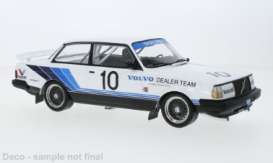 Volvo  - 240 Turbo 1986 white/blue - 1:18 - IXO Models - RMC176 - ixRMC176 | Toms Modelautos