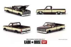 Chevrolet  - Silverado 1980 brown/cream - 1:64 - Mini GT - KHMG145 - MGTKHMG145 | Toms Modelautos