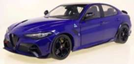 Alfa Romeo  - Giulia 2022 blue - 1:18 - Solido - 1806906 - soli1806906 | Toms Modelautos