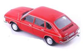 Volkswagen  - 412 LE 1972 red - 1:43 - Autocult - 90147 - ATC90147 | Toms Modelautos