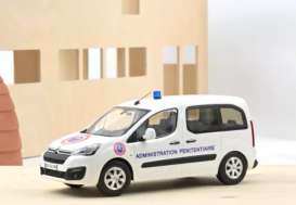 Citroen  - Berlingo 2016 white/blue - 1:18 - Norev - 181648 - nor181648 | Toms Modelautos