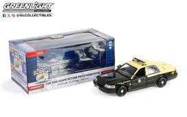 Ford  - Crown 2010  - 1:24 - GreenLight - 85583 - gl85583 | Toms Modelautos