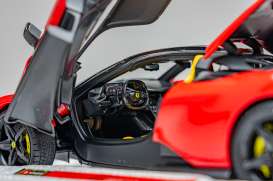 Ferrari  - F80 red  - 1:18 - Bburago - 16917 - bura16917 | Toms Modelautos