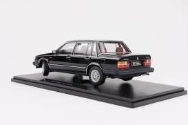 Volvo  - 760 1985 black - 1:18 - Triple9 Collection - 1800530 - T9-1800530 | Toms Modelautos